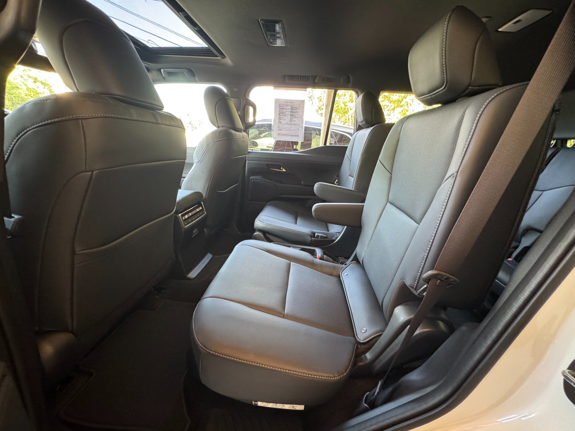 Used 2025 Lexus GX 550 w/ Cold Area Package AWD/4WD image 50