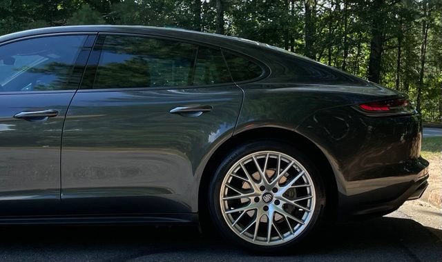 Used 2021 Porsche Panamera image 5