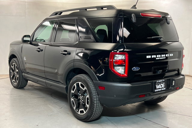Used 2023 Ford Bronco Sport Outer Banks AWD/4WD image 3