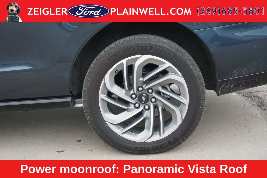 Used 2025 Lincoln Navigator Reserve AWD/4WD image 9