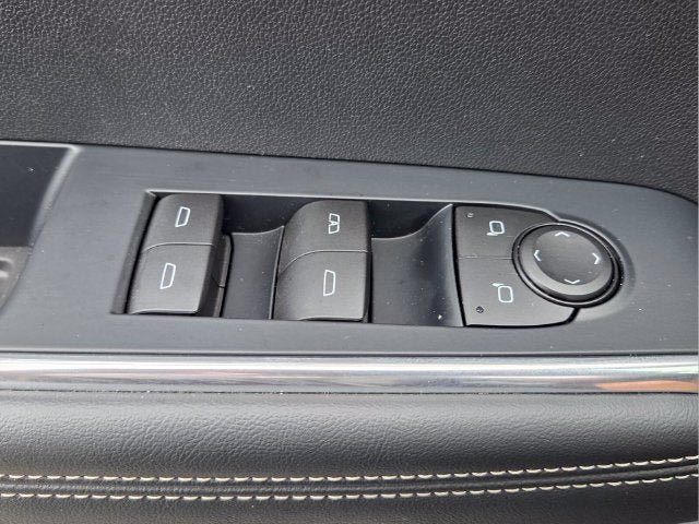 Certified 2026 GMC Acadia Elevation w/ Elevation Premium Package FWD image 25