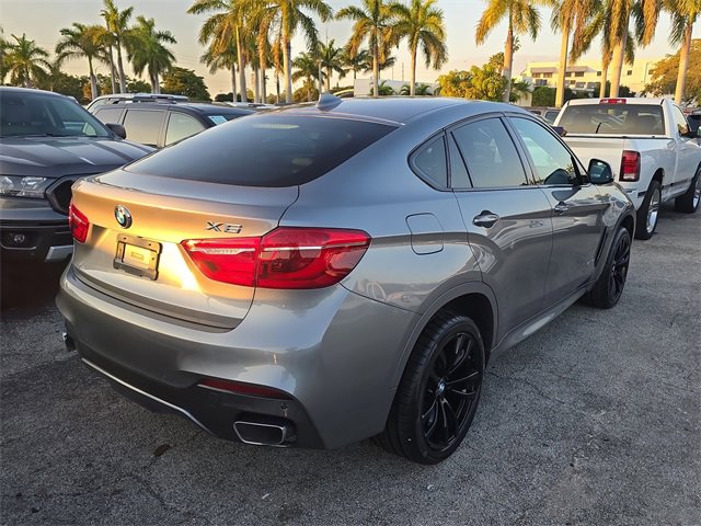 Used 2019 BMW X6 sDrive35i w/ M Sport Package image 3