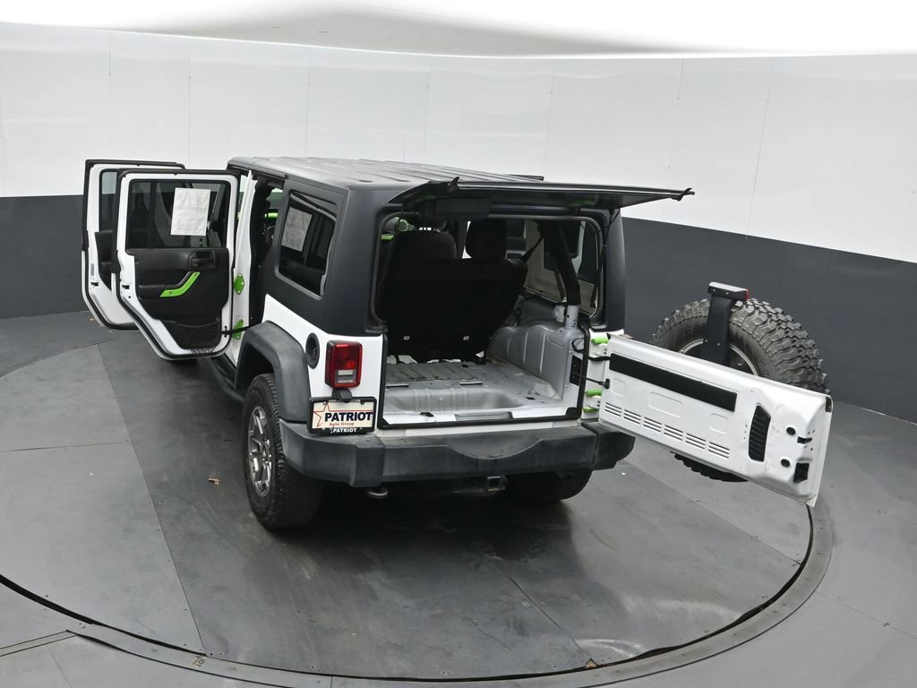 Used 2017 Jeep Wrangler Unlimited Rubicon image 51