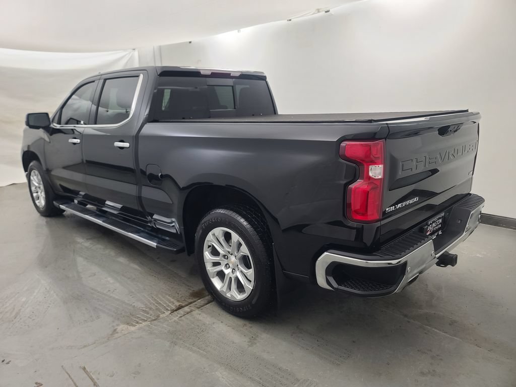 Used 2024 Chevrolet Silverado 1500 LTZ AWD/4WD image 5
