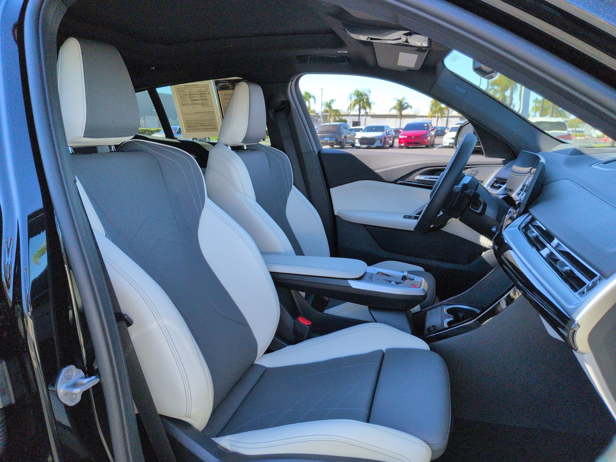 Used 2026 BMW X2 xDrive28i w/ Technology Package image 32