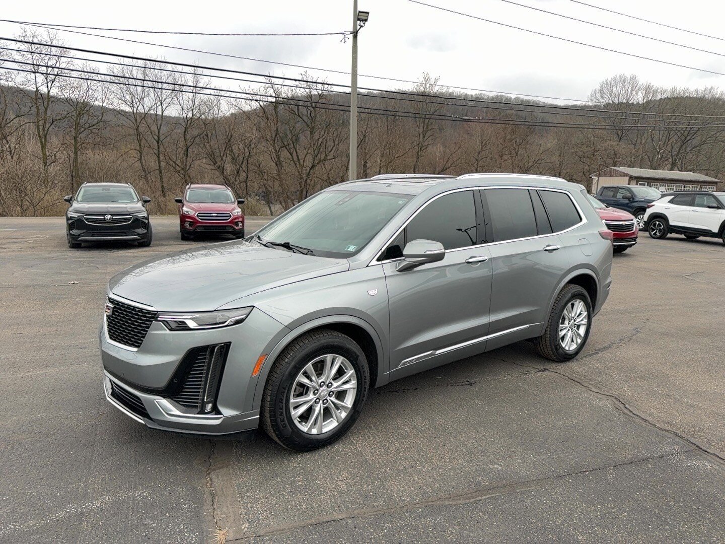 Used 2024 Cadillac XT6 Luxury w/ LPO, Floor Liner Package video 4