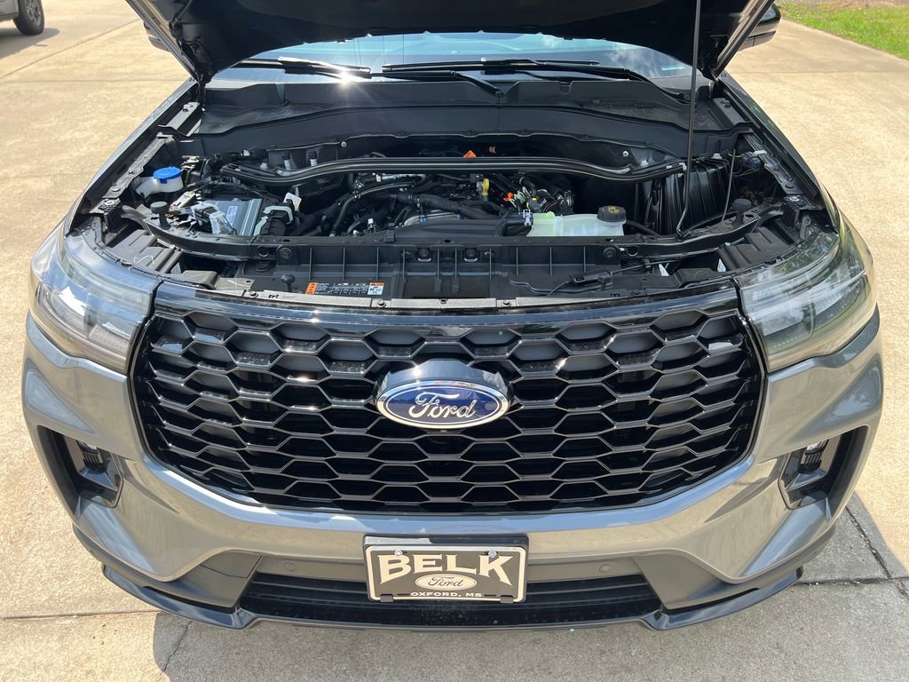New 2026 Ford Explorer ST-Line RWD image 18