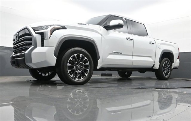 Used 2025 Toyota Tundra Limited image 26