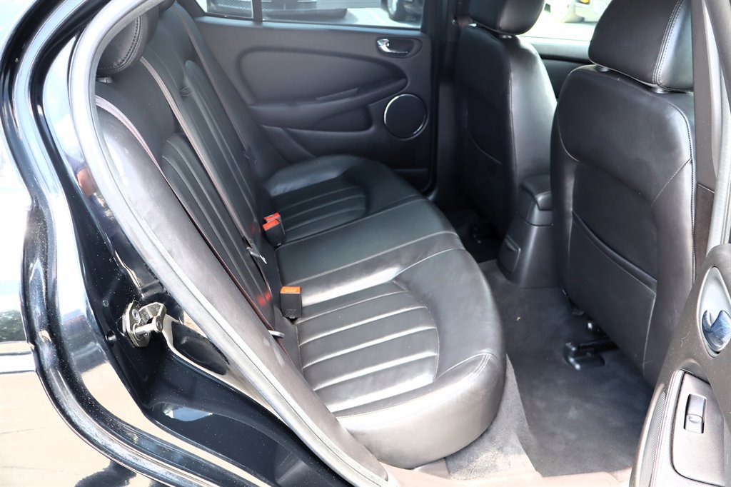 Used 2004 Jaguar X-TYPE 2.5 AWD/4WD image 20