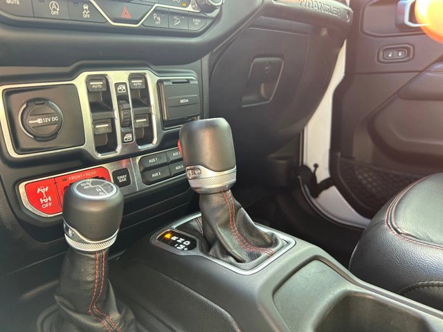 Used 2019 Jeep Wrangler Unlimited Rubicon AWD/4WD image 14