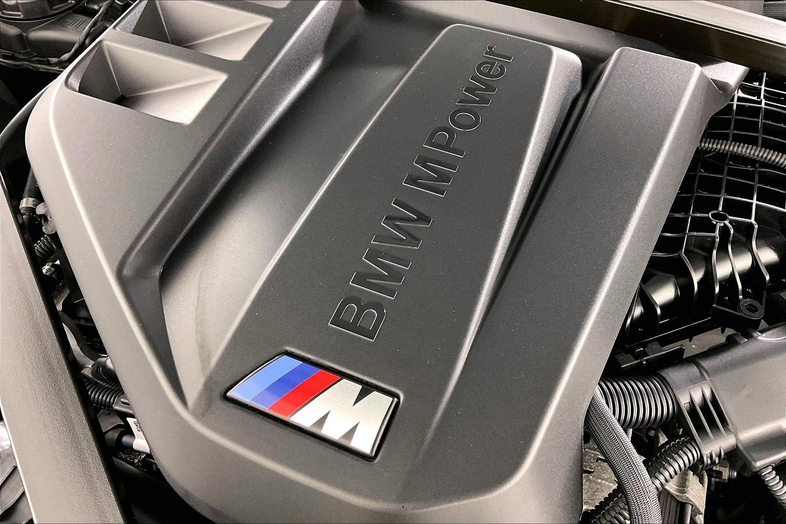 Used 2025 BMW M4 Coupe w/ Executive Package RWD image 36