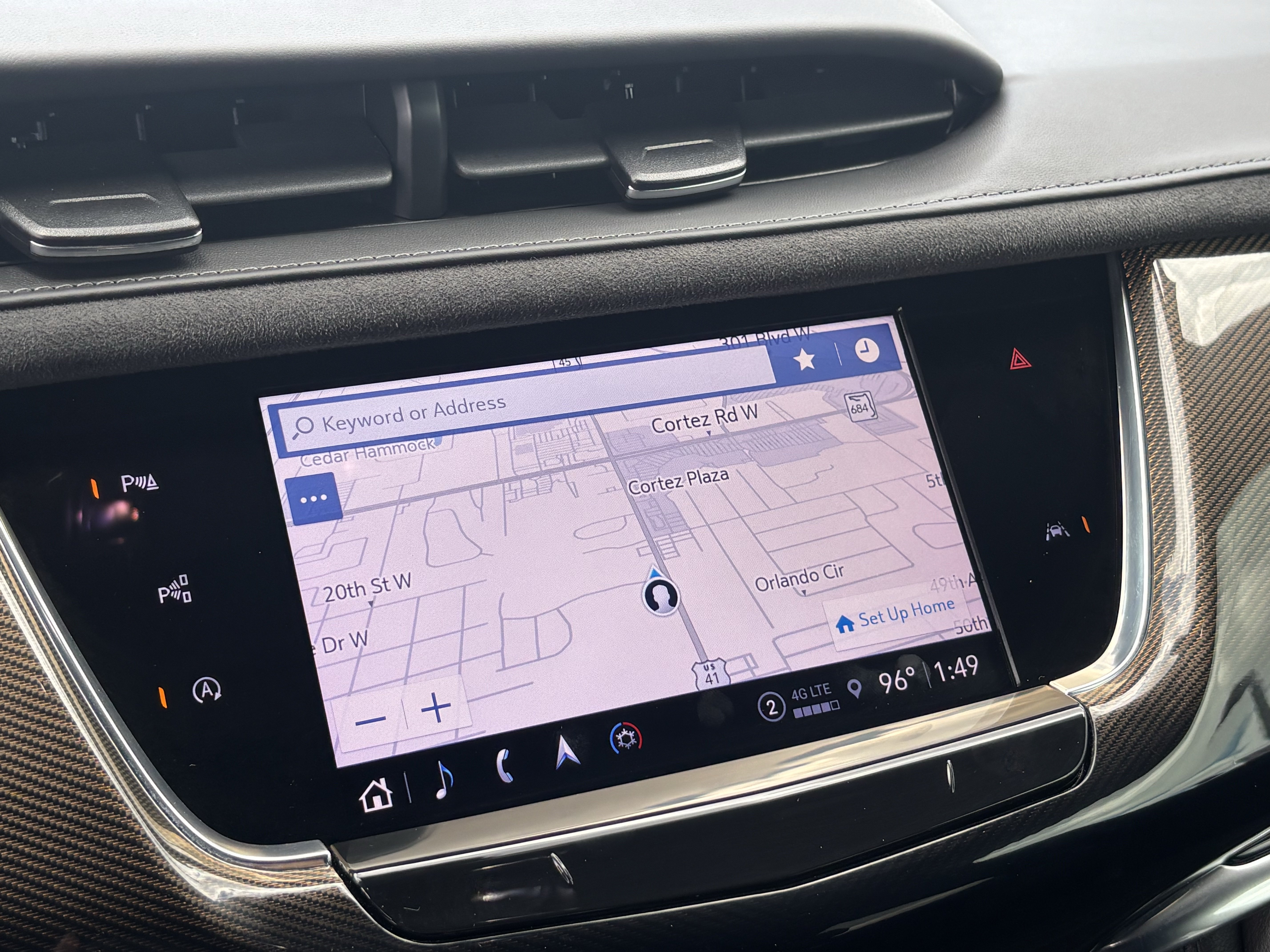 Certified 2023 Cadillac XT6 Sport w/ Platinum Package AWD/4WD image 29