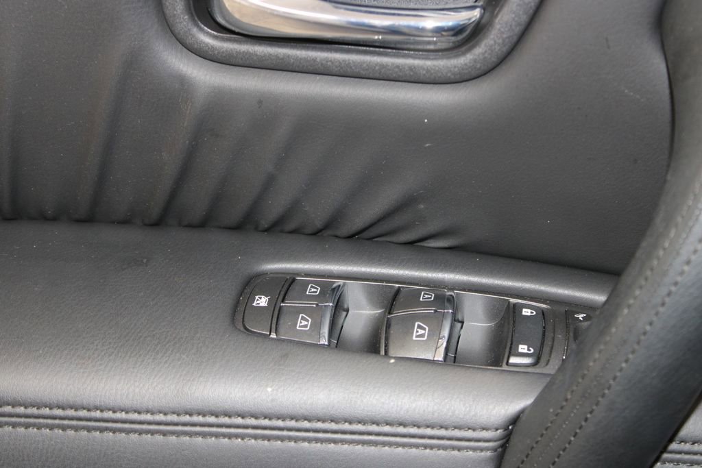 Used 2024 Nissan Armada SV AWD/4WD image 42