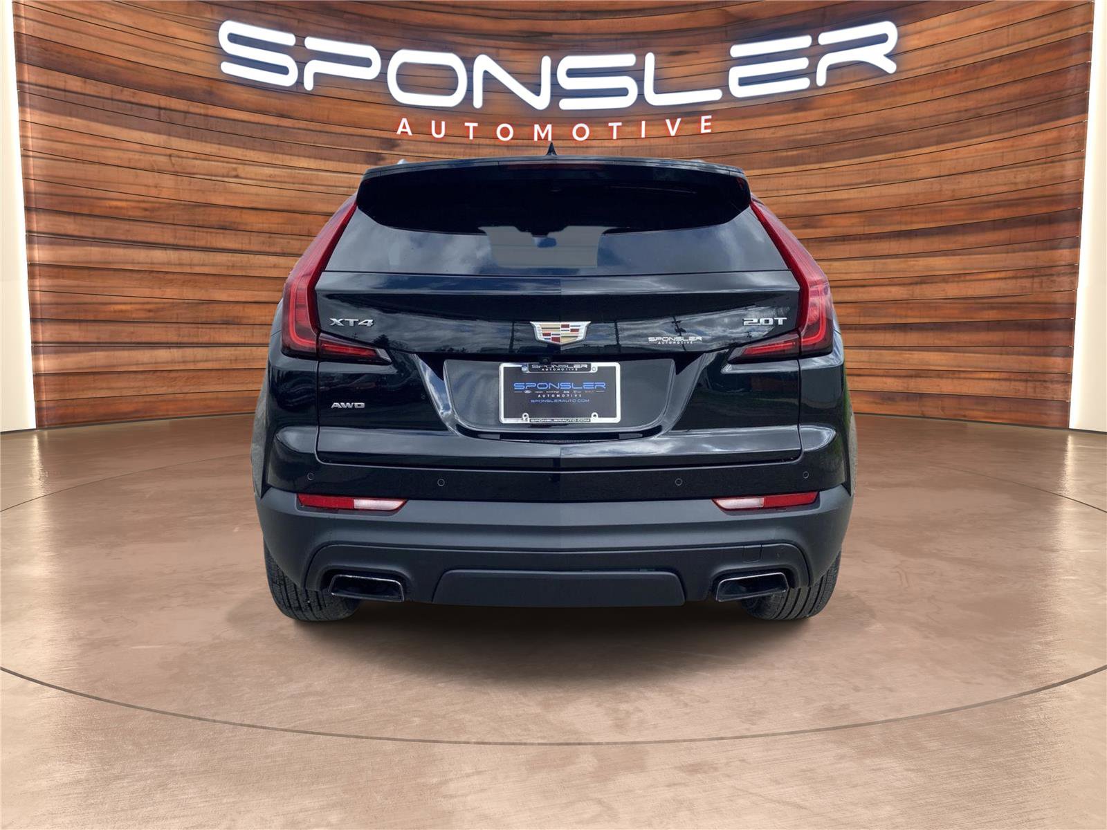 Used 2019 Cadillac XT4 Luxury w/ Cold Weather Package image 5