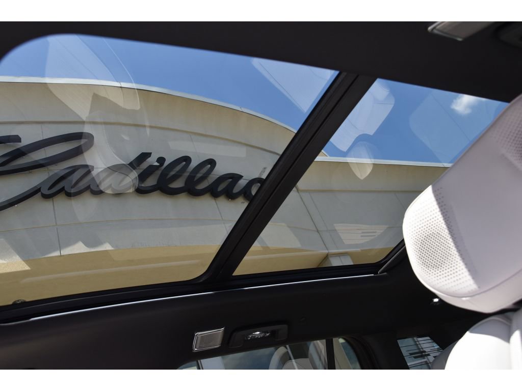 New 2026 Cadillac Vistiq Sport image 13