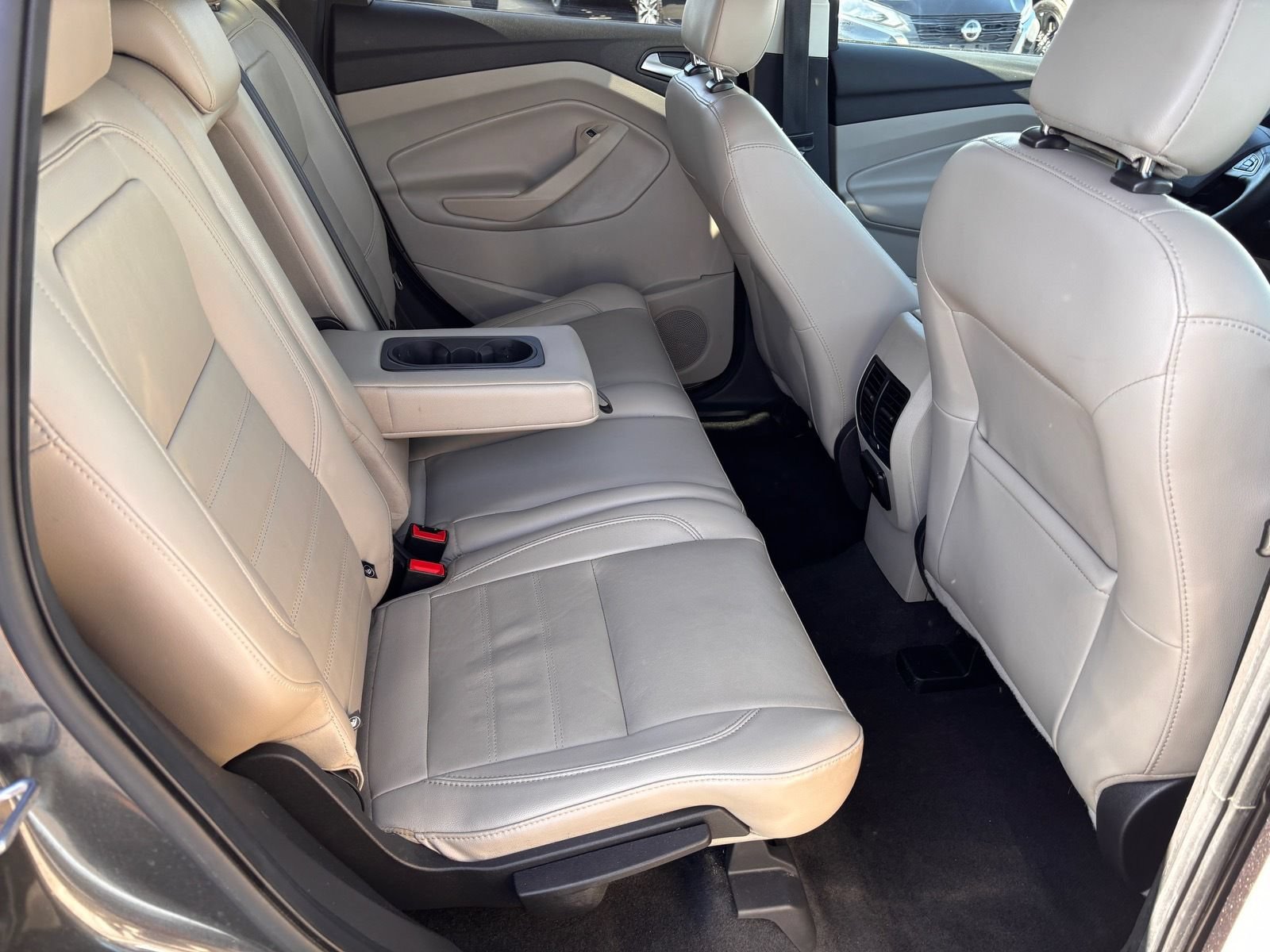 Used 2019 Ford Escape Titanium AWD/4WD image 15