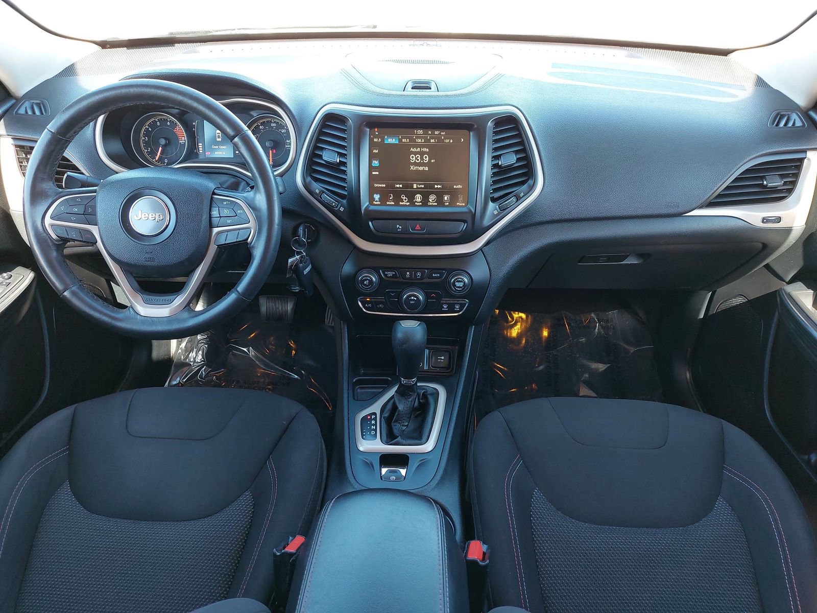 Used 2016 Jeep Cherokee 75th Anniversary image 9
