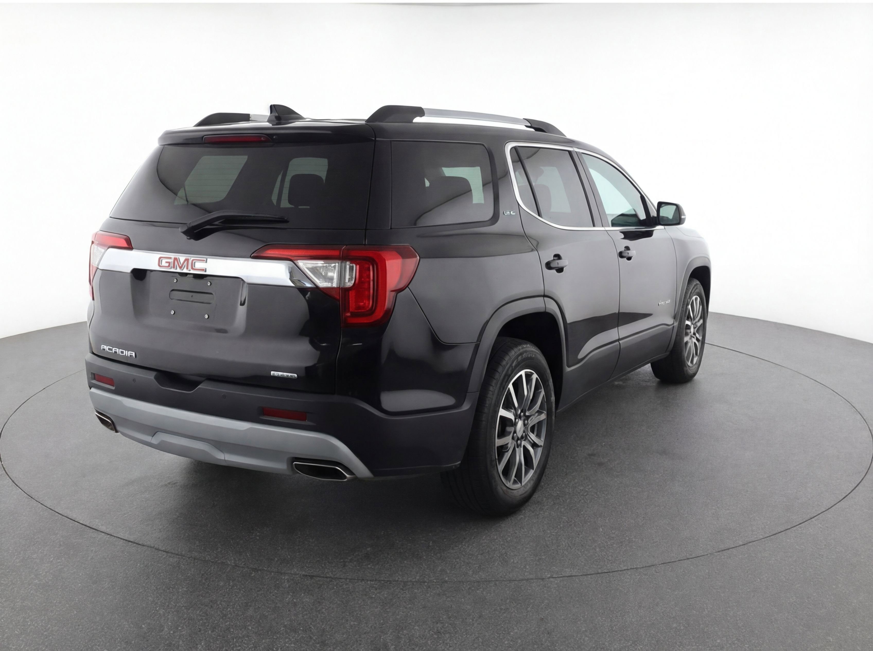Used 2023 GMC Acadia SLT FWD image 9