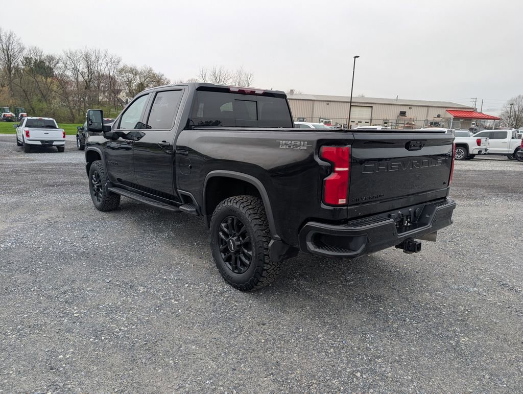 Used 2025 Chevrolet Silverado 2500 LTZ w/ Trail Boss Package image 4