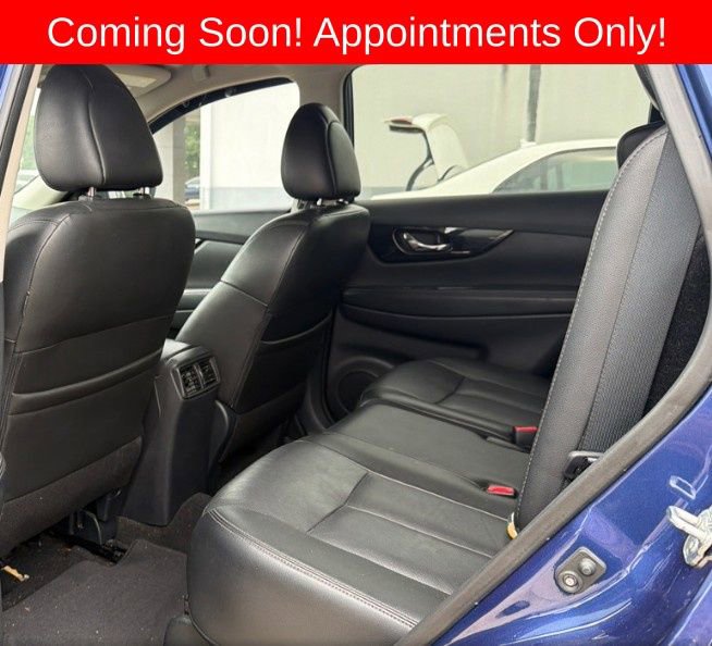 Used 2018 Nissan Rogue SL FWD image 4