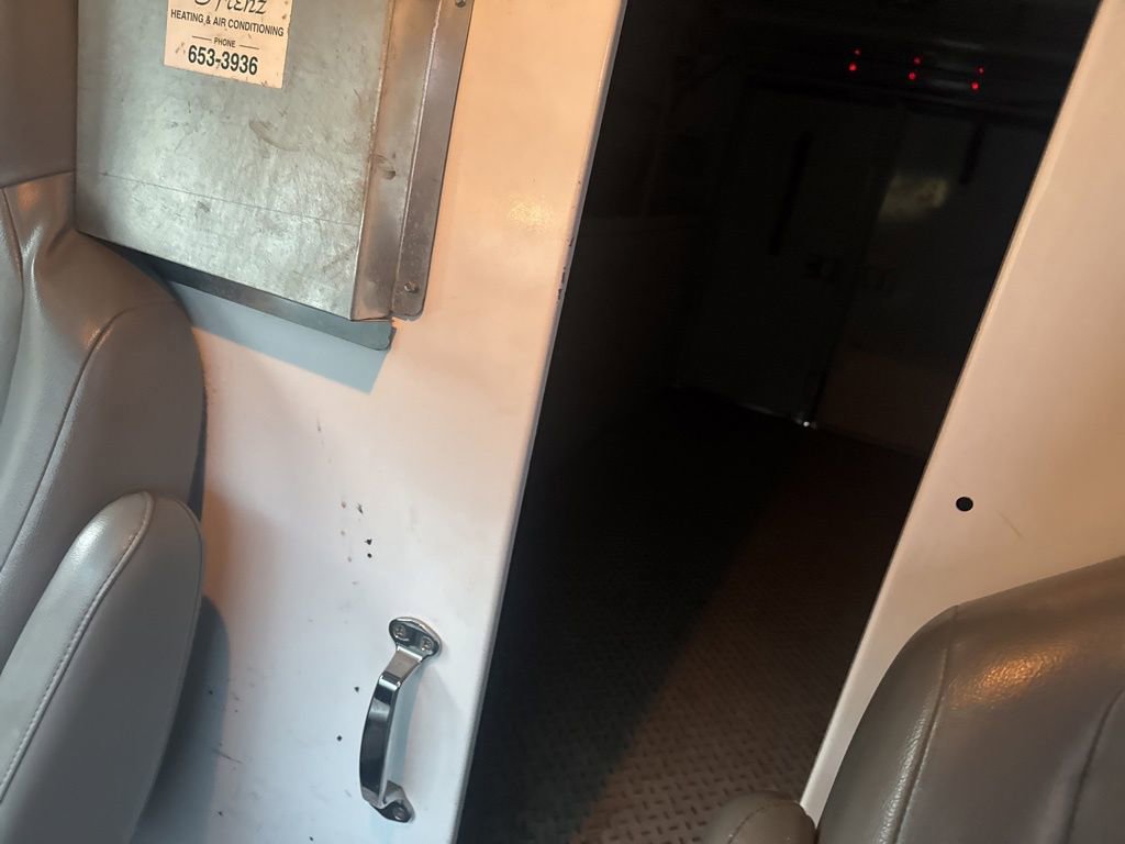 Used 2016 Ford E-350 and Econoline 350 Super Duty w/ Power Windows & Locks Group image 50