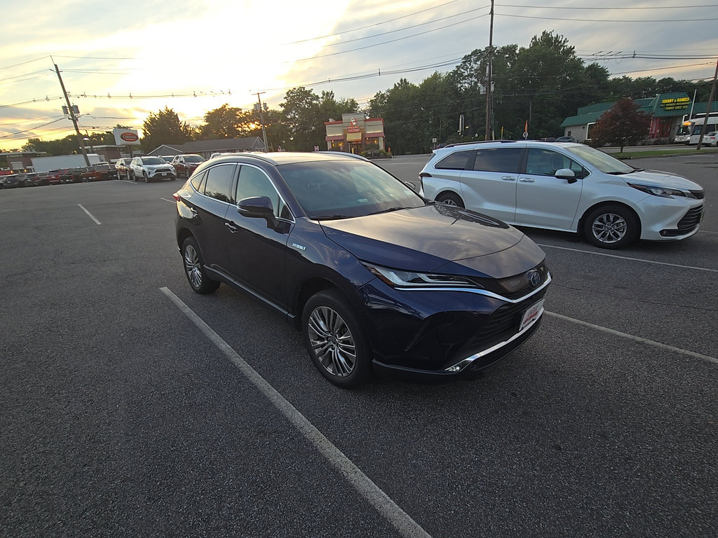 Certified 2021 Toyota Venza Limited w/ Advanced Technology Package AWD/4WD image 2
