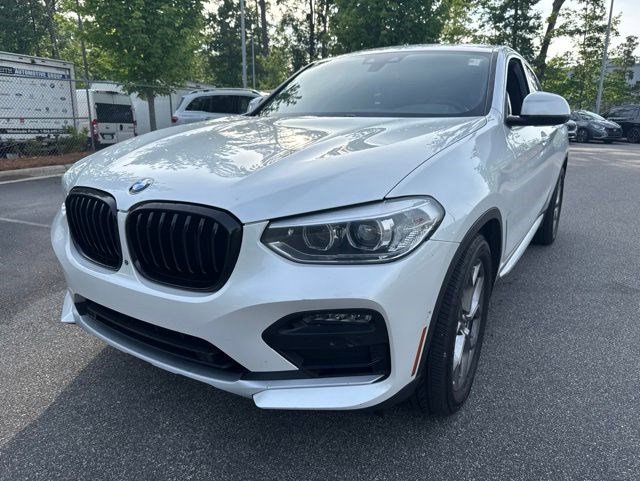 Used 2021 BMW X4 xDrive30i AWD/4WD image 3