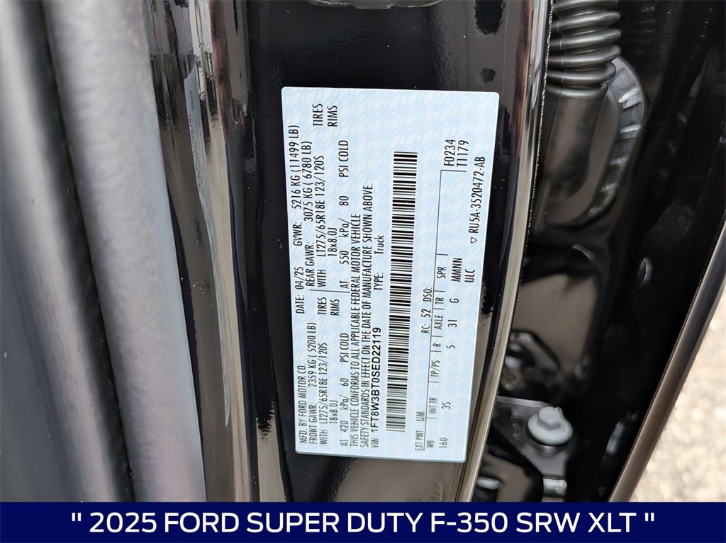 New 2025 Ford F350 XLT w/ 360-Degree Camera Package image 32
