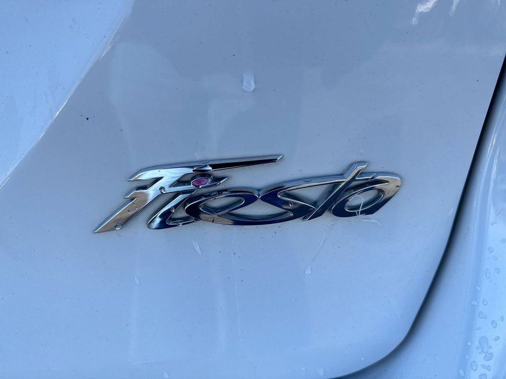 Used 2015 Ford Fiesta S image 23