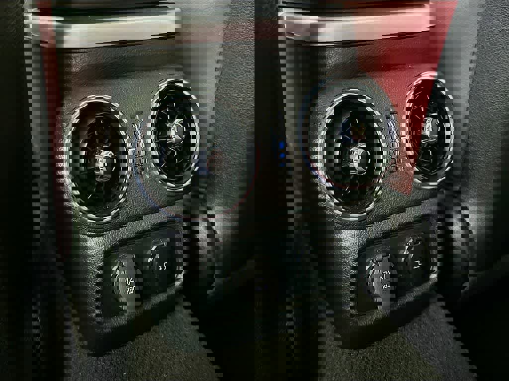 Used 2018 Kia Stinger GT1 image 13