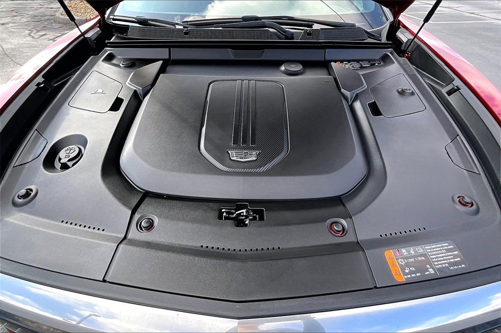 Used 2024 Cadillac Lyriq Luxury image 10