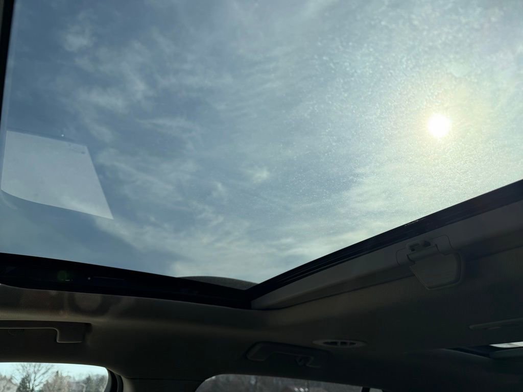 Used 2017 GMC Acadia Denali w/ Technology Package image 27