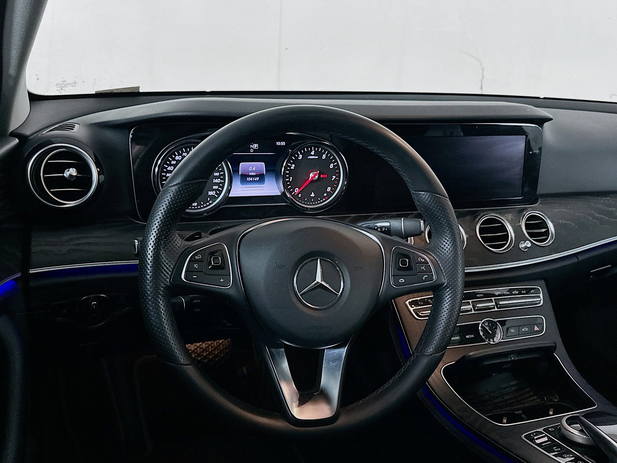 Used 2018 Mercedes-Benz E 300 image 17