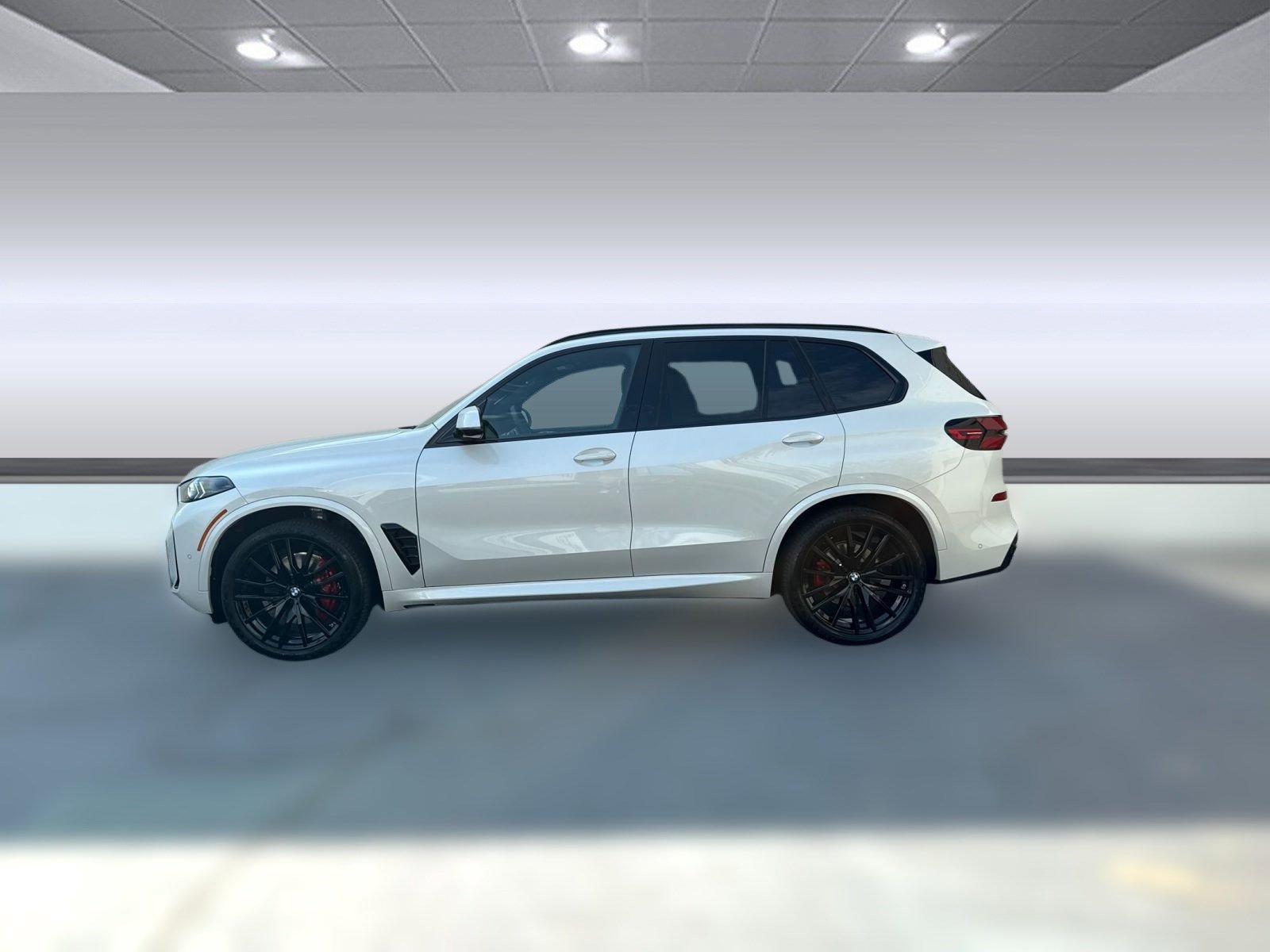 New 2026 BMW X5 sDrive40i w/ M Sport Package image 2