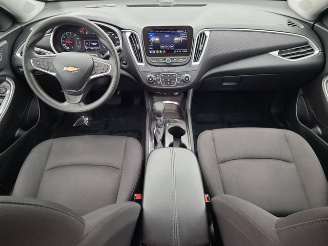 Used 2025 Chevrolet Malibu LT FWD image 17