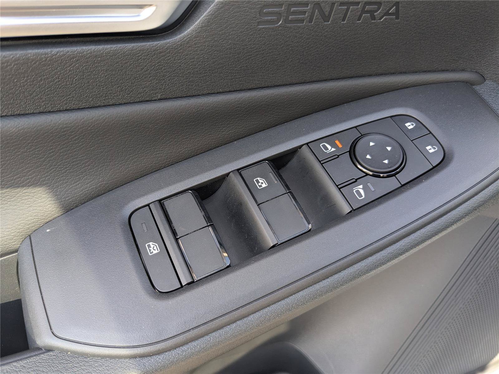 New 2026 Nissan Sentra SV w/ SV Convenience Package FWD image 21