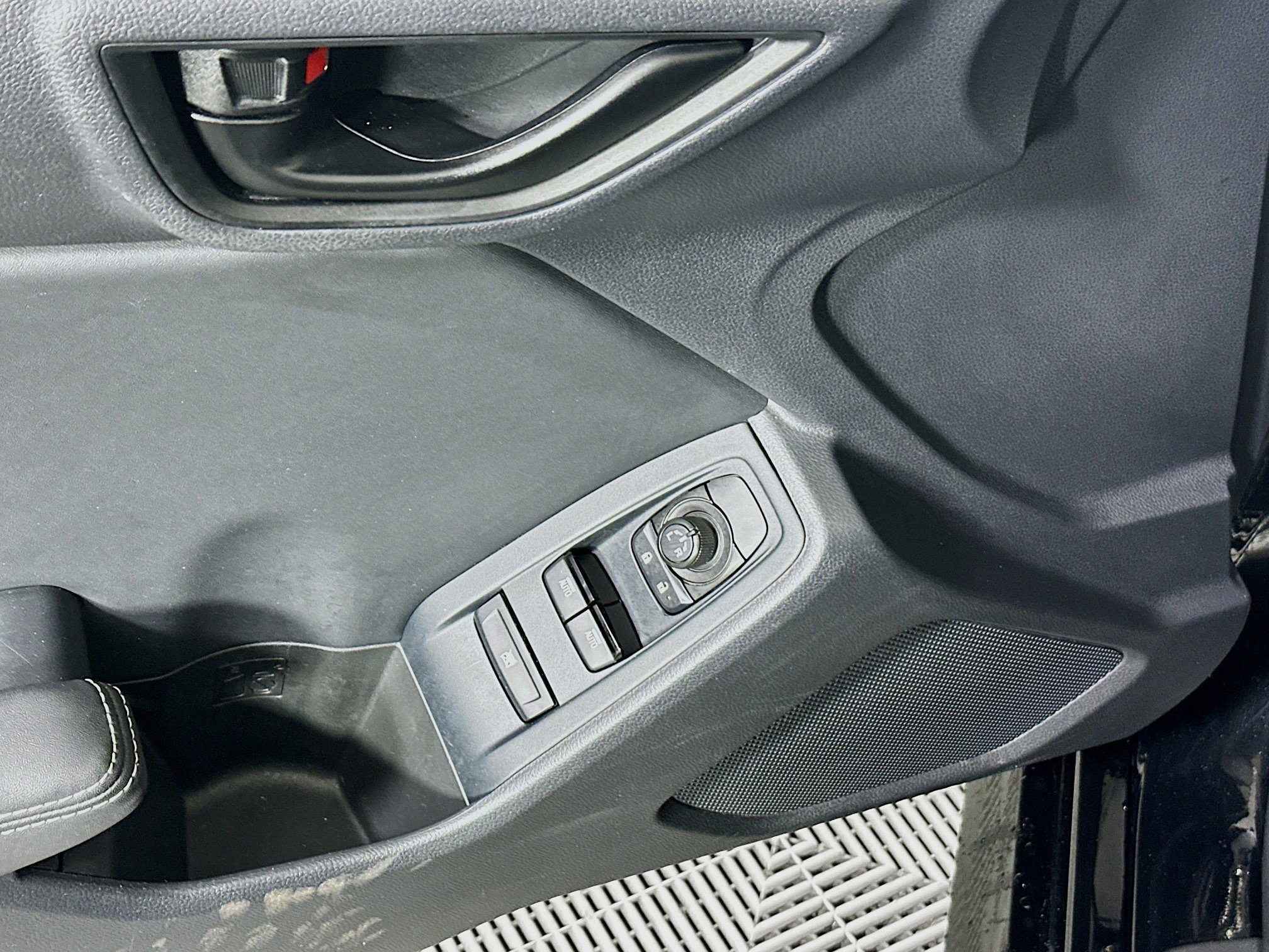 Used 2022 Toyota GR86 Premium RWD image 14