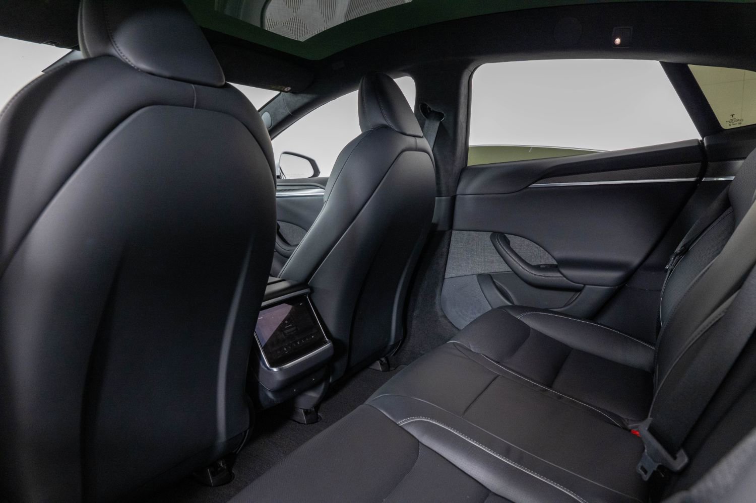 Used 2021 Tesla Model S Plaid image 19