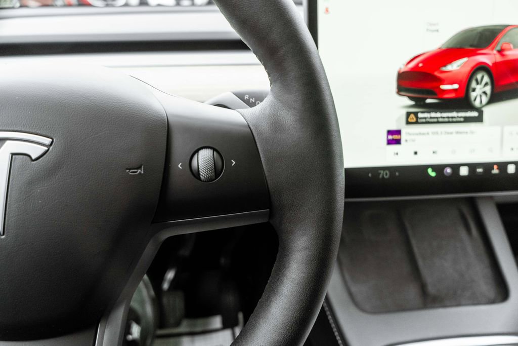Used 2024 Tesla Model Y Long Range image 22