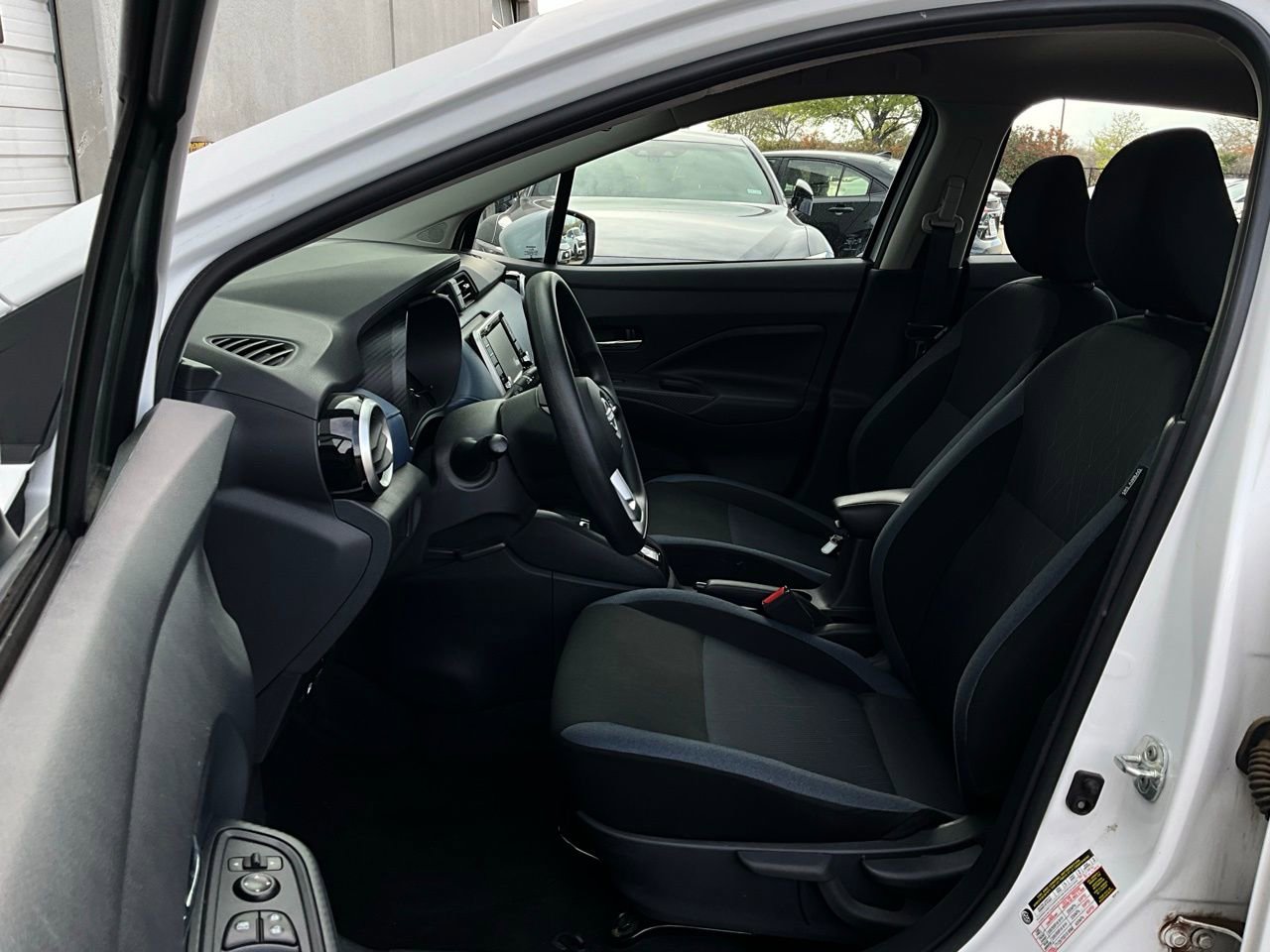 Used 2025 Nissan Versa SV image 10