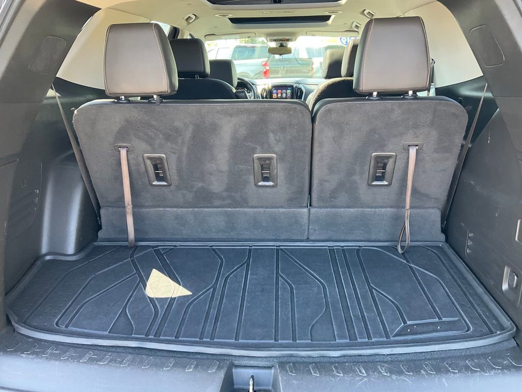 Used 2019 Chevrolet Traverse LT w/ LPO, Blackout Package AWD/4WD image 24