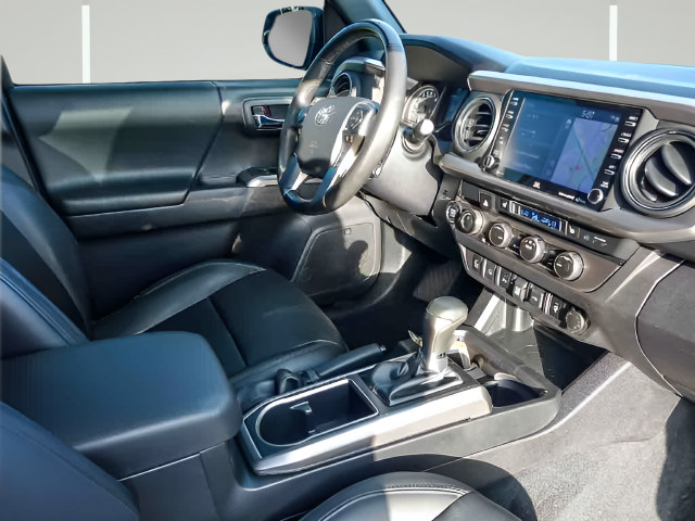 Used 2023 Toyota Tacoma Limited AWD/4WD image 31