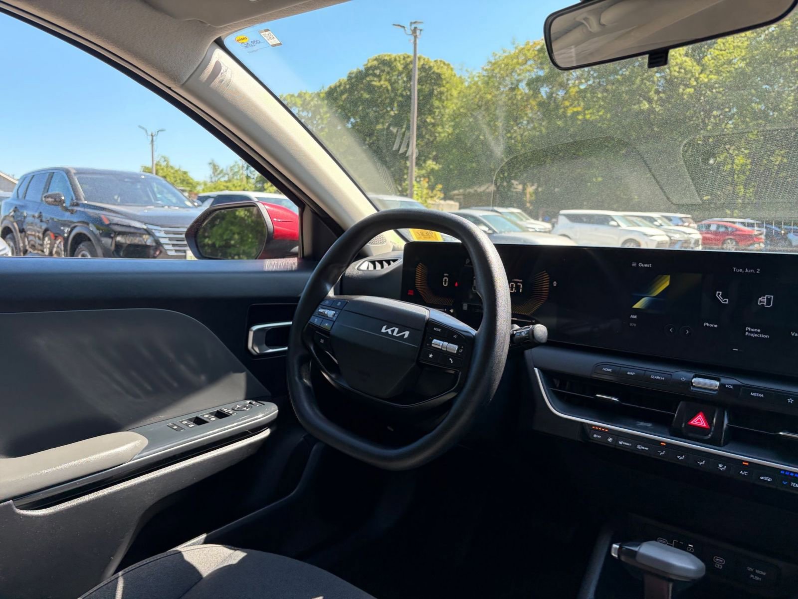 Used 2025 Kia K4 FWD image 33