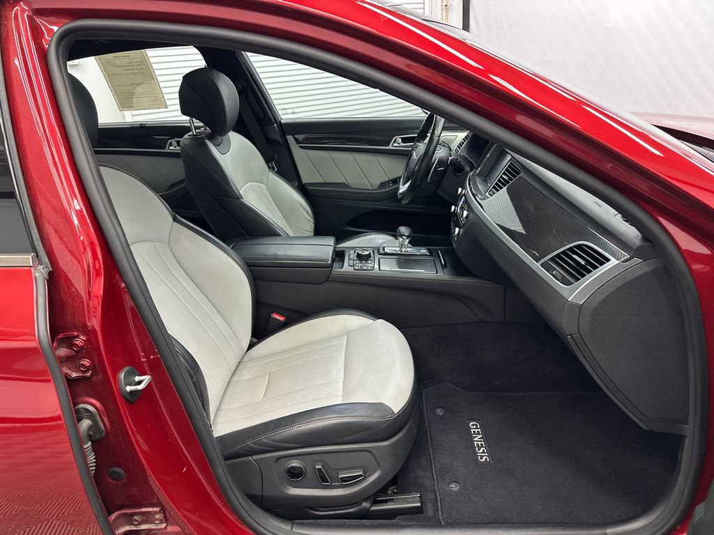 Used 2020 Genesis G80 3.3T Sport image 15