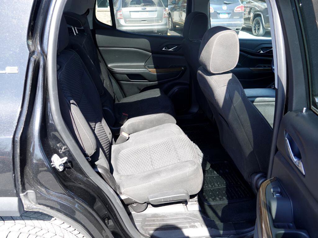 Used 2019 GMC Acadia SLE image 41