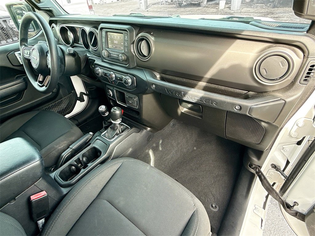 Used 2021 Jeep Wrangler Unlimited Sport image 33