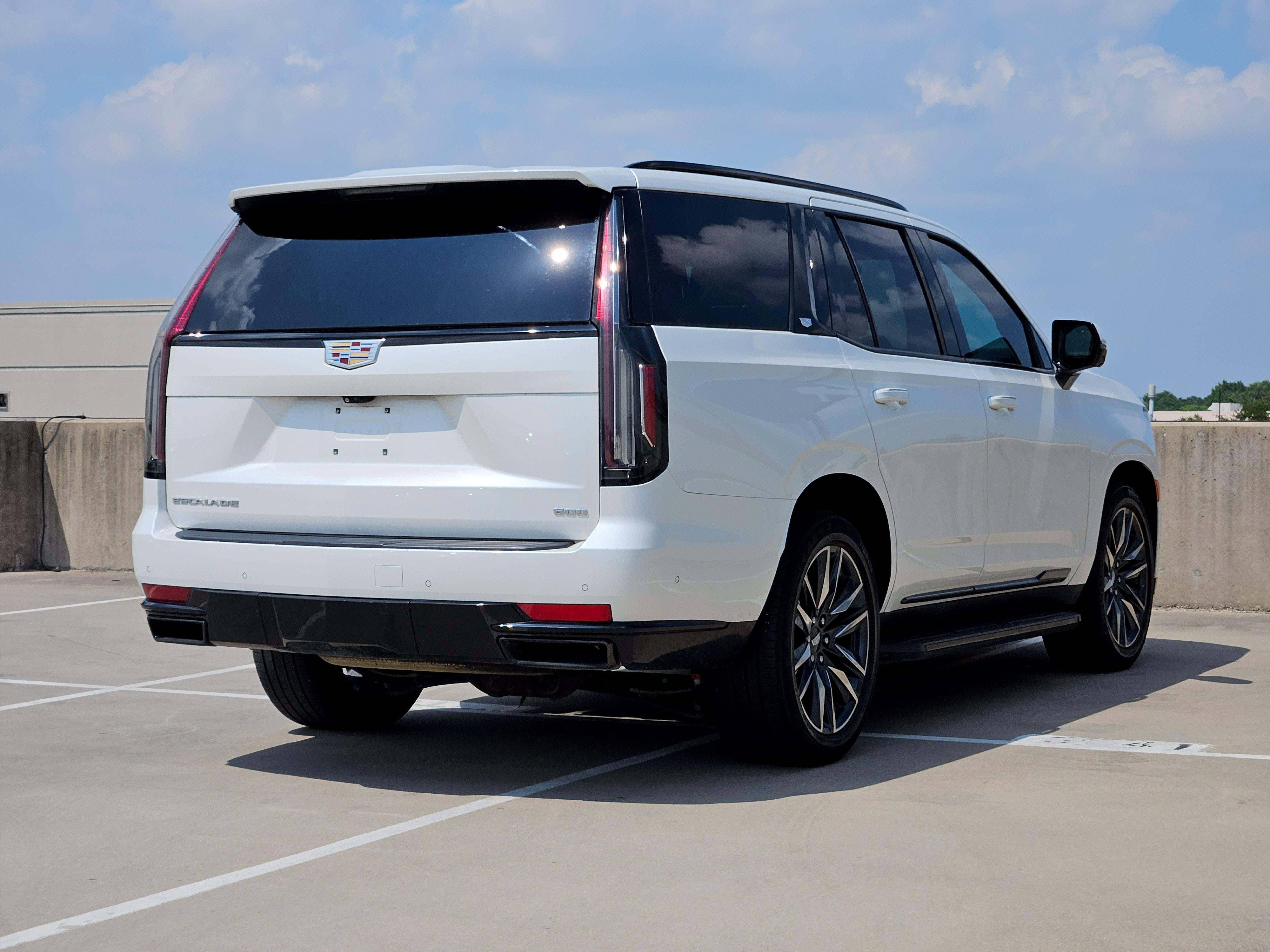 Used 2021 Cadillac Escalade Sport Platinum AWD/4WD image 8