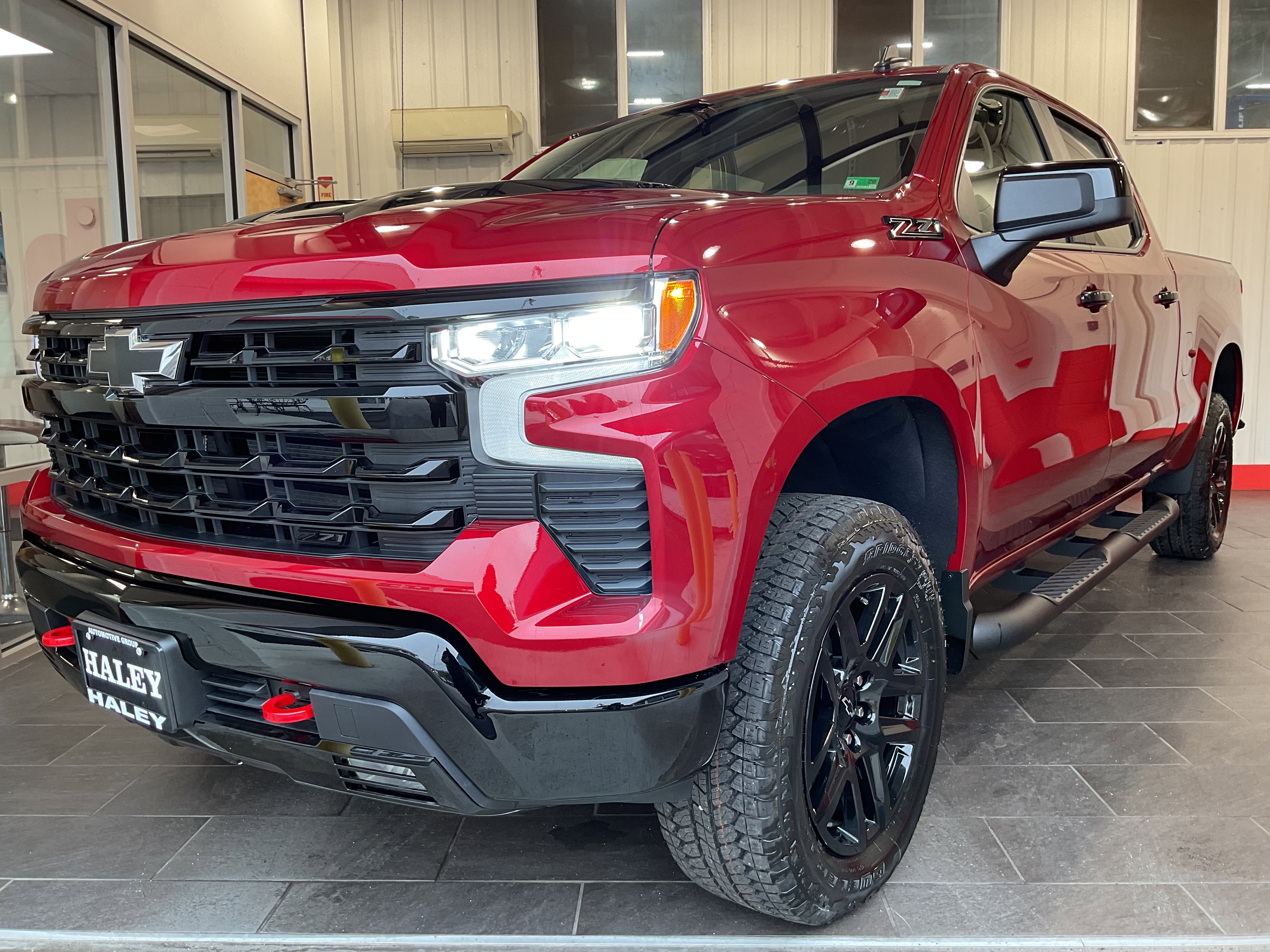 New 2026 Chevrolet Silverado 1500 LT Trail Boss w/ Convenience Package II image 2