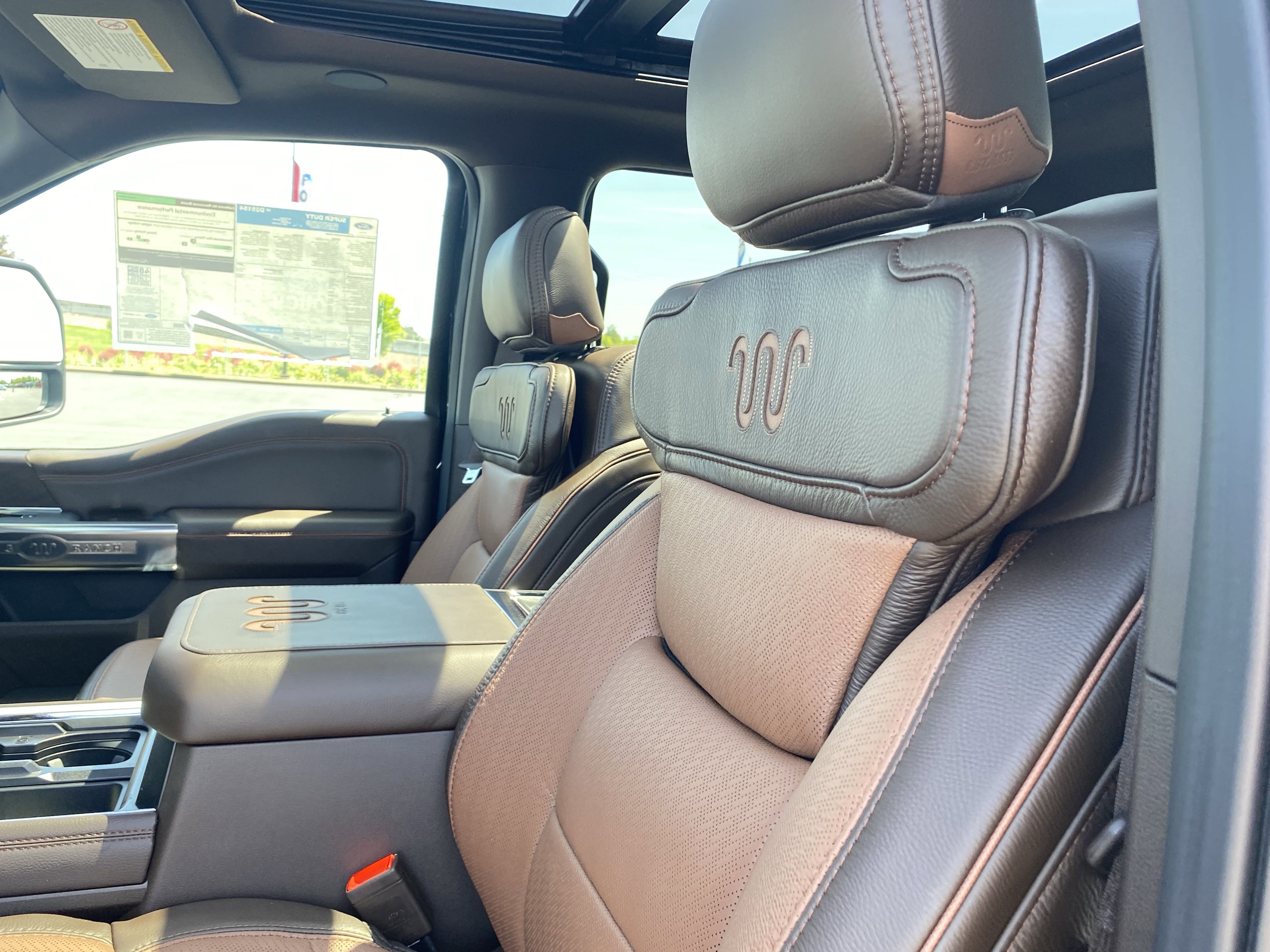 New 2025 Ford F350 King Ranch w/ Chrome Package image 15