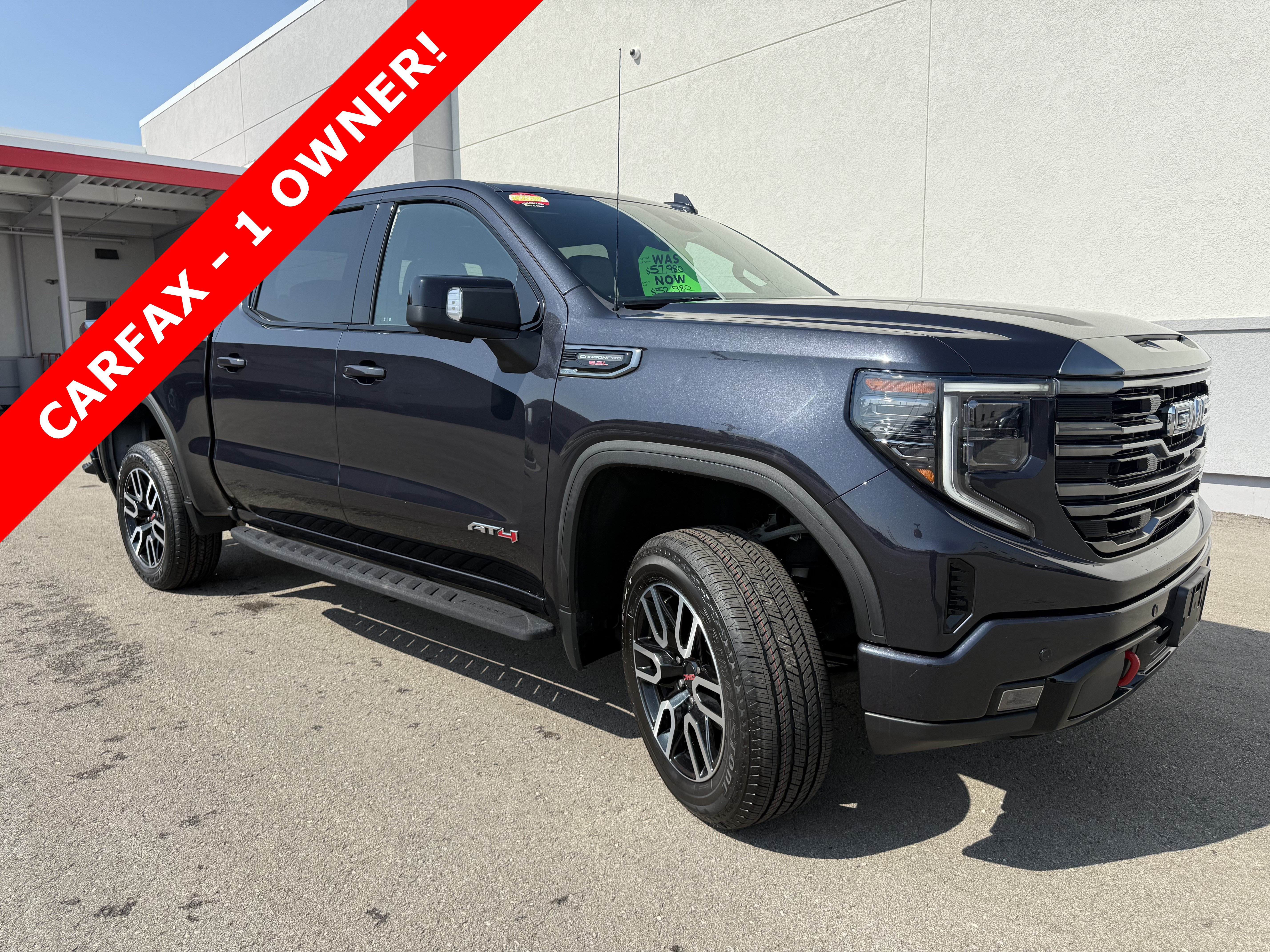 Used 2022 GMC Sierra 1500 AT4 w/ AT4 Premium Package AWD/4WD image 2